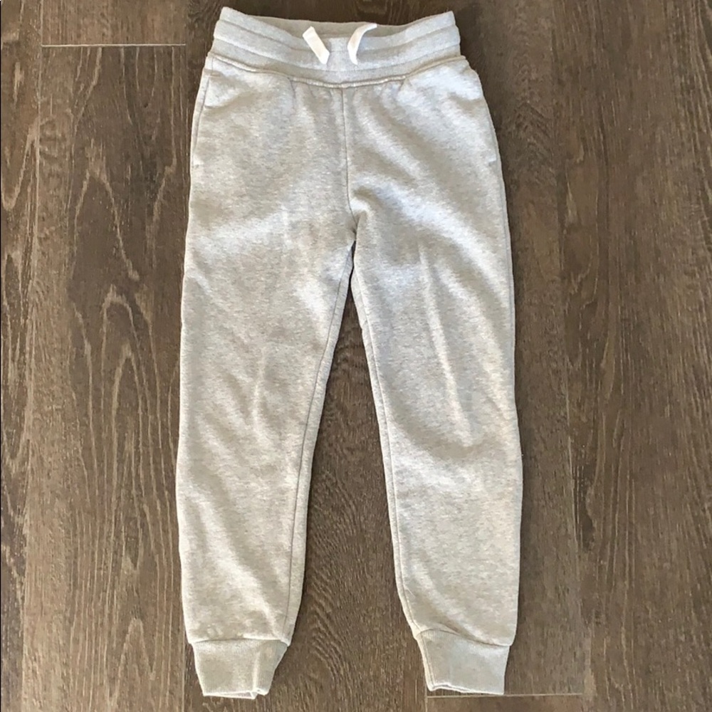 Boys H&M sz. 6-7y sweatpants